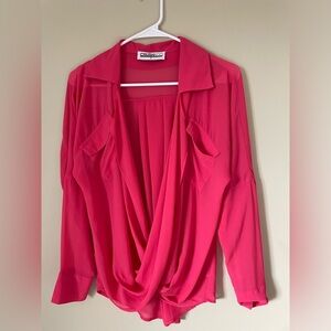 CO&CRUSH fuchsia hot pink deep cut blouse size small NWOT long sleeve